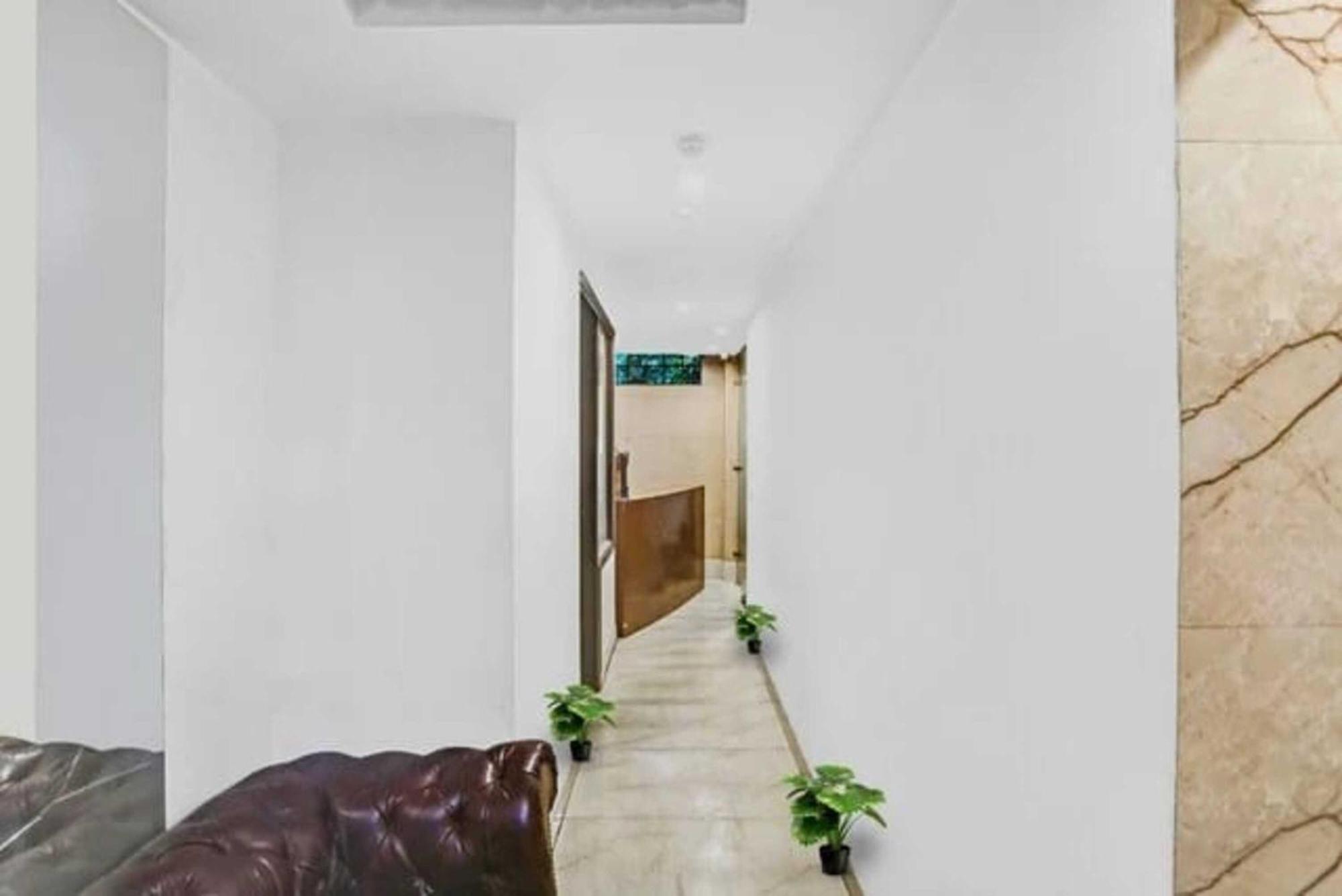 Deluxe Rooms In Jangpura 뉴델리 외부 사진